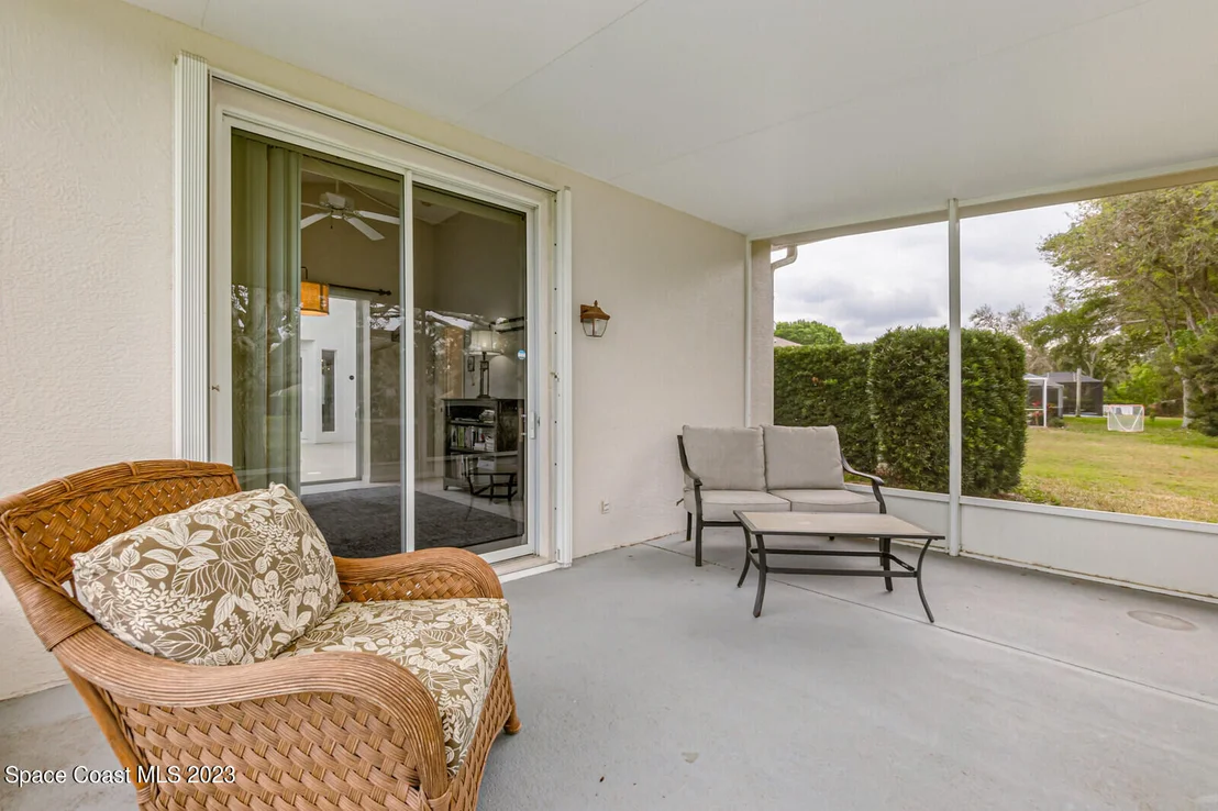 Photo of 859 Villa Drive