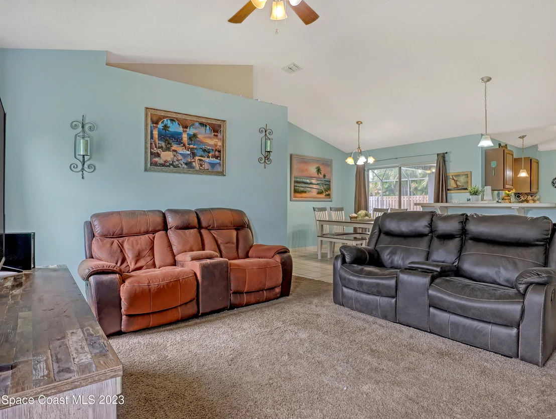 Photo of 2305 Shady Oak Road