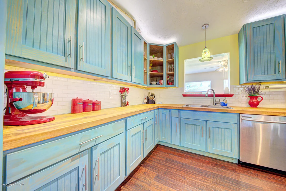 Photo of 6421 Hunt Road