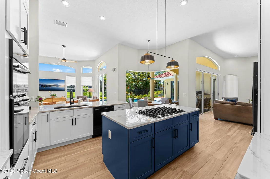 Photo of 329 Lanternback Island Drive