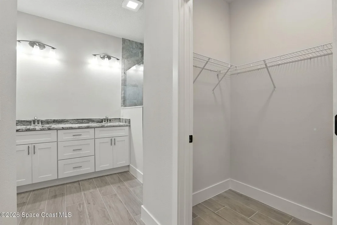 Photo of 811 Saint Andre Boulevard