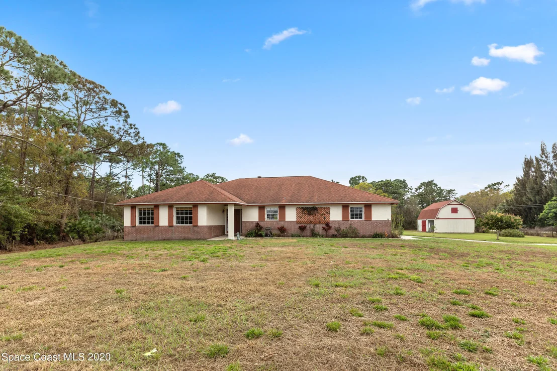 Photo of 1531 Hall Road