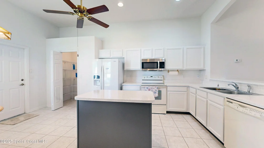 Photo of 3401 Deer Lakes Drive