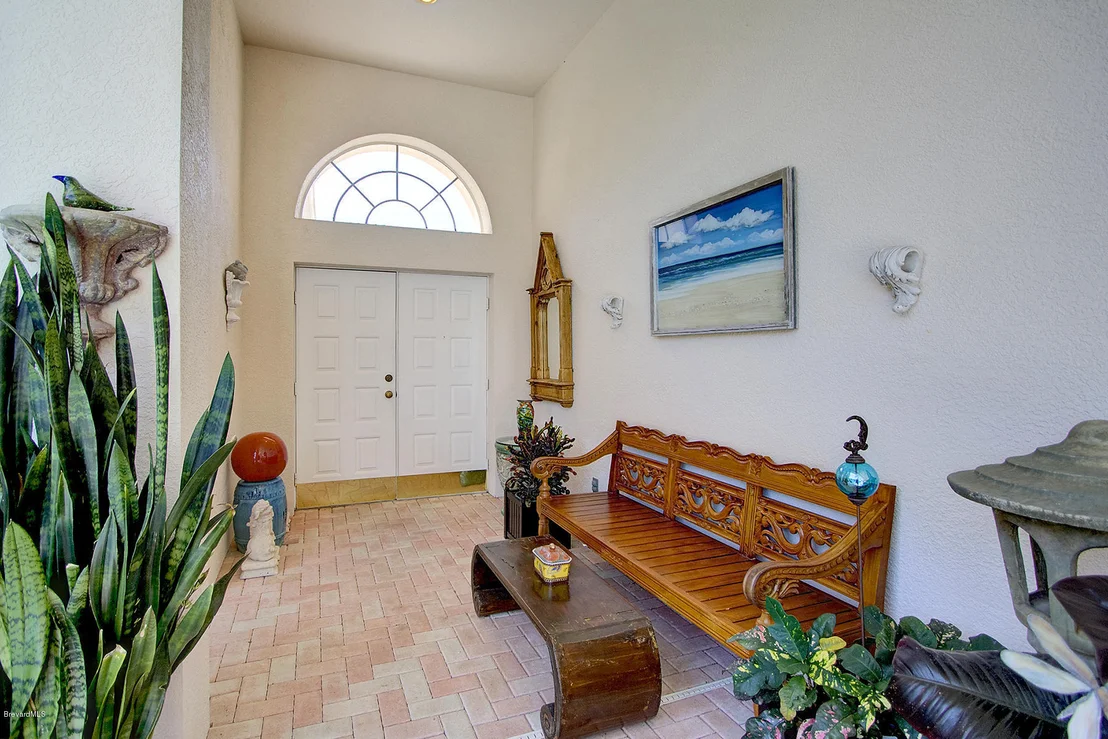 Photo of 931 Palm Brook Drive