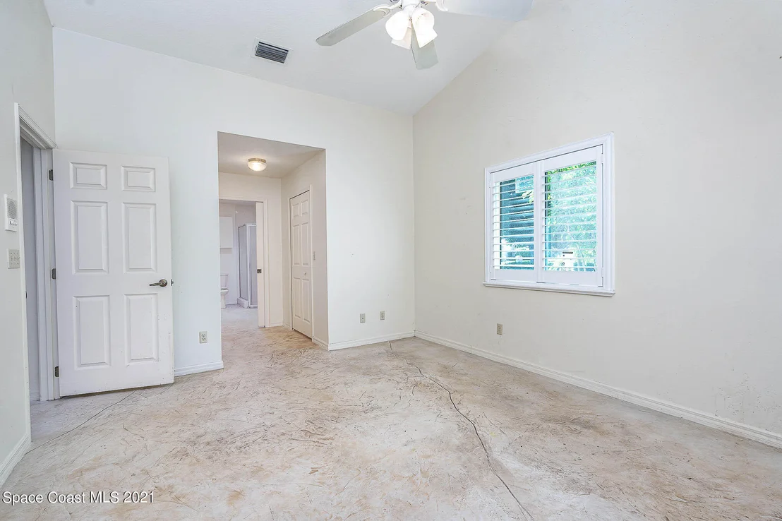 Photo of 1568 Independence Avenue