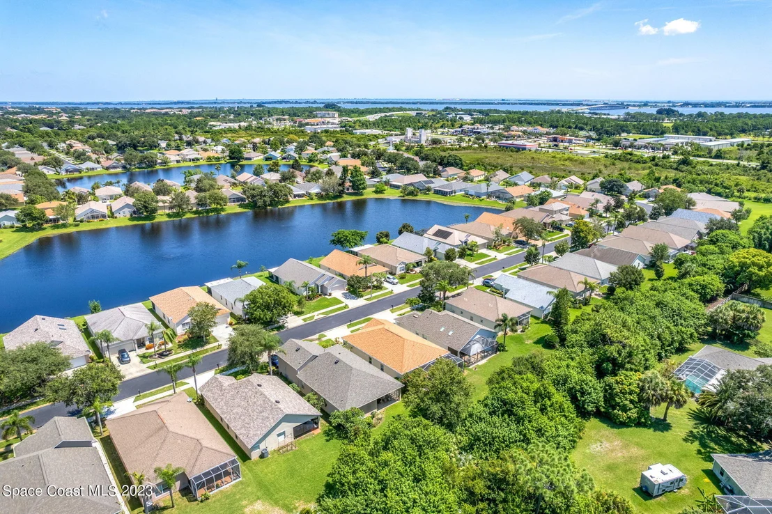 Photo of 5022 Outlook Drive