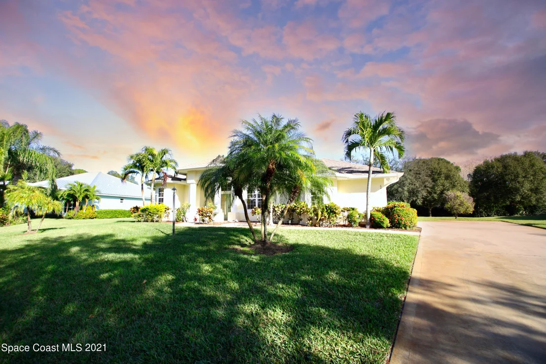 Photo of 6439 53rd Circle