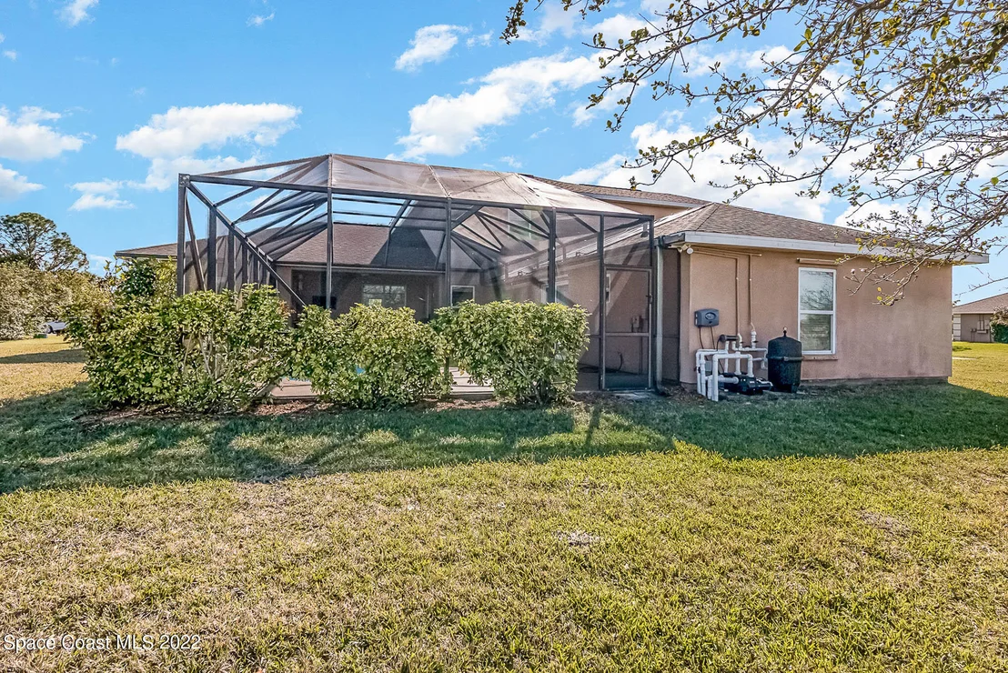 Photo of 896 Belmont Place