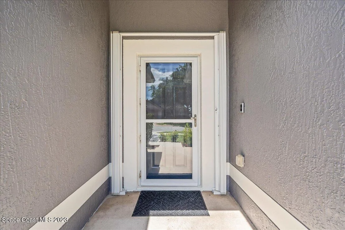 Photo of 1616 Vista Lake Circle