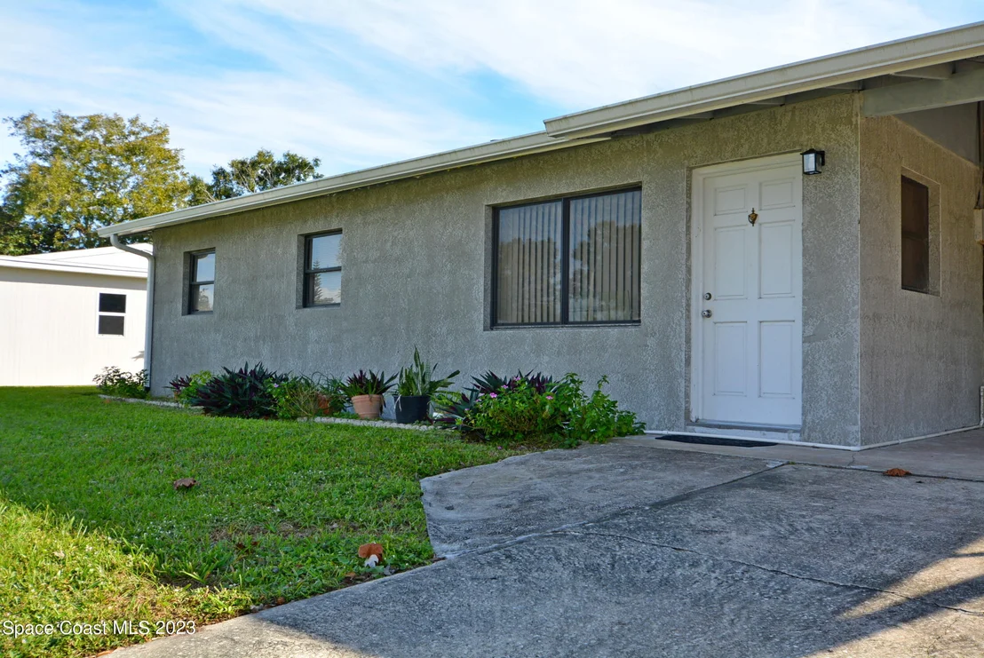 Photo of 2579 Coventry Road