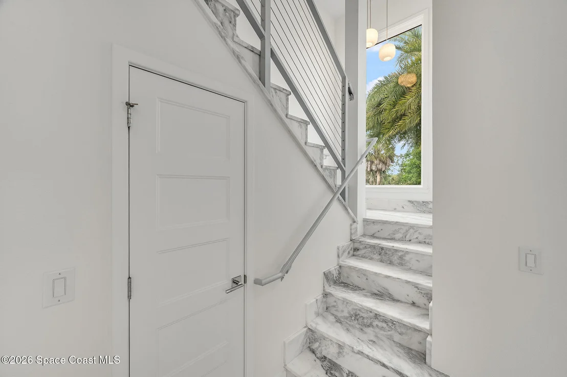 Photo of 2093 Greenway Drive