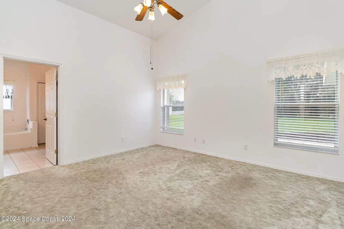 Photo of 2327 Hidden Pine Lane NE