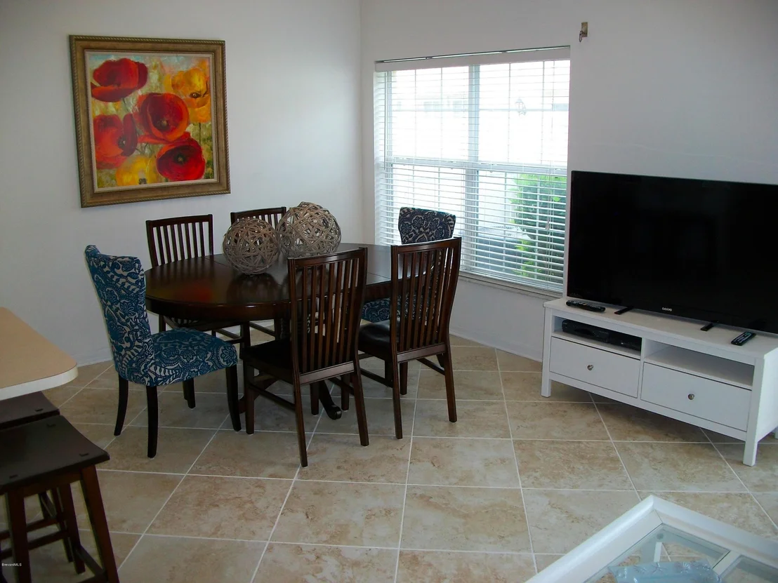Photo of Unit 21 at 5201 Ocean Beach Boulevard