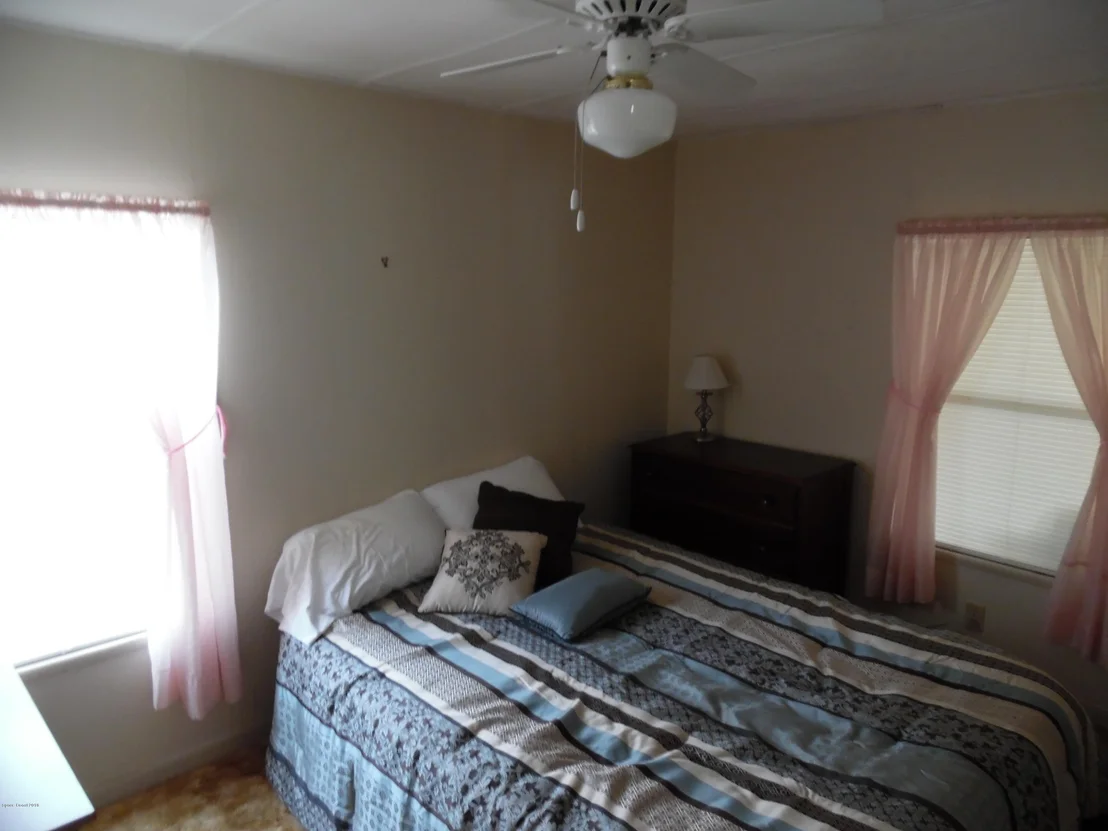 Photo of 7480 Blackhawk Road
