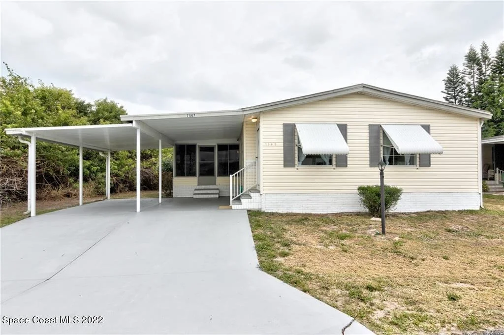 Photo of 7507 Boxelder Road