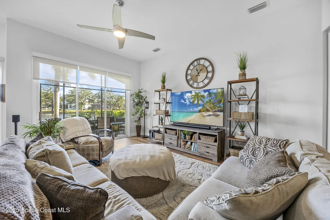 Photo of 1785 Ficus Point Drive
