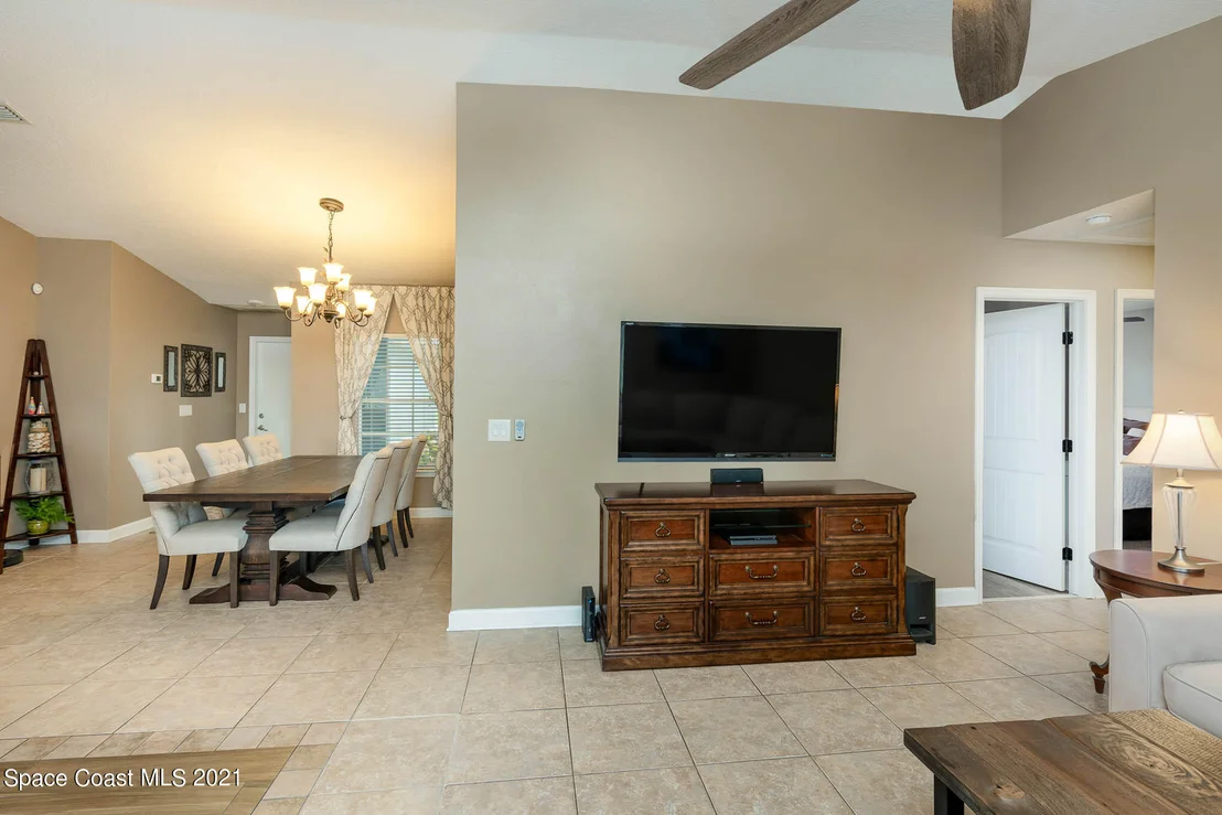 Photo of 1349 Richwood Circle