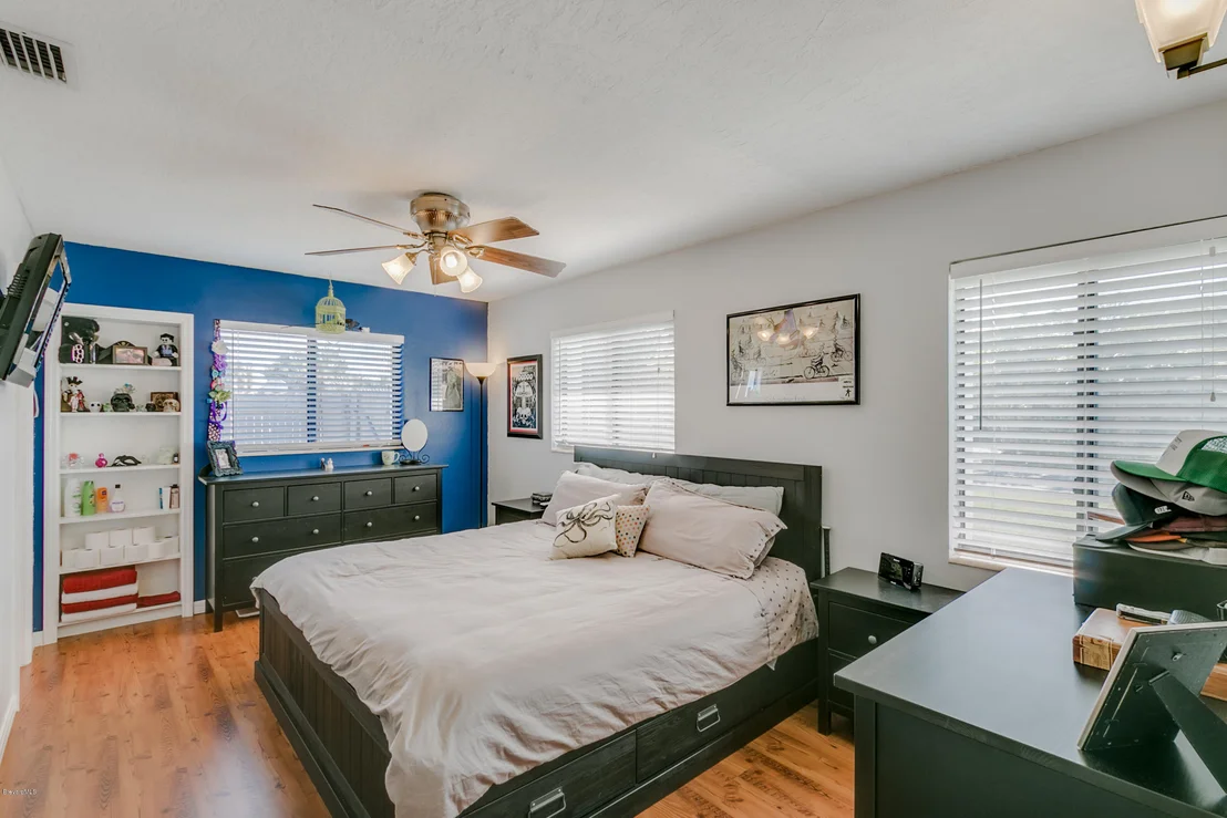 Photo of 1376 Lillian Lane
