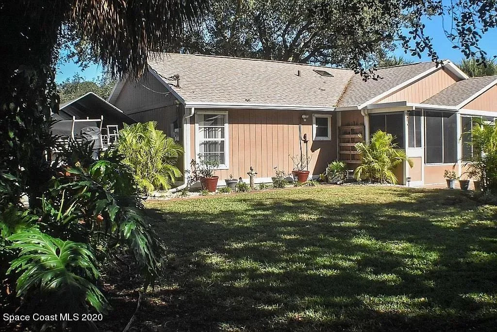 Photo of 1201 Buffing Circle SE