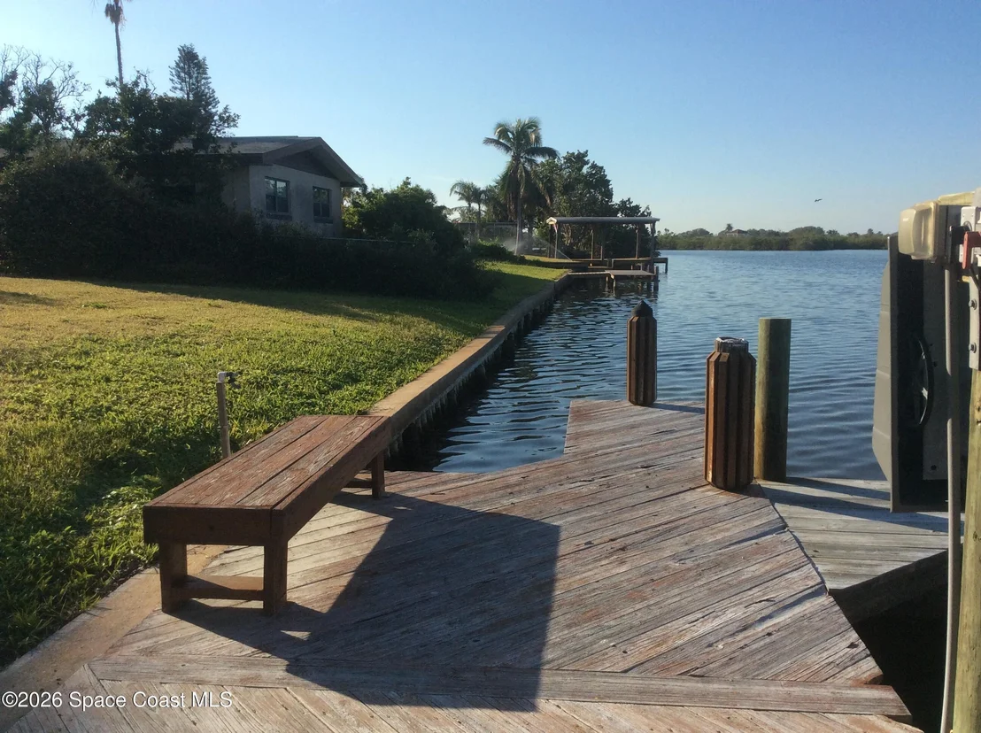 Photo of 597 Capri Road