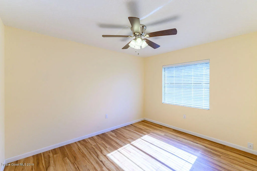 Photo of 4595 Robert Street