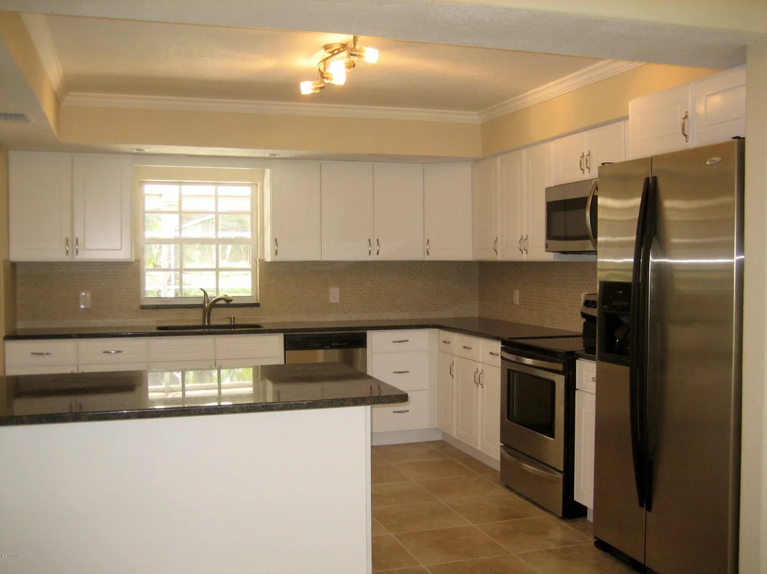 Photo of 3584 N Sylvan Lane