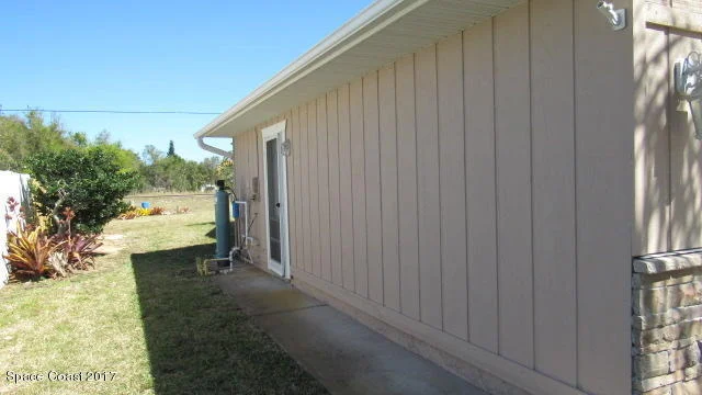 Photo of 9749 Honeysuckle Drive