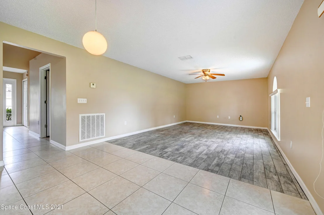 Photo of 310 Tortuga Way