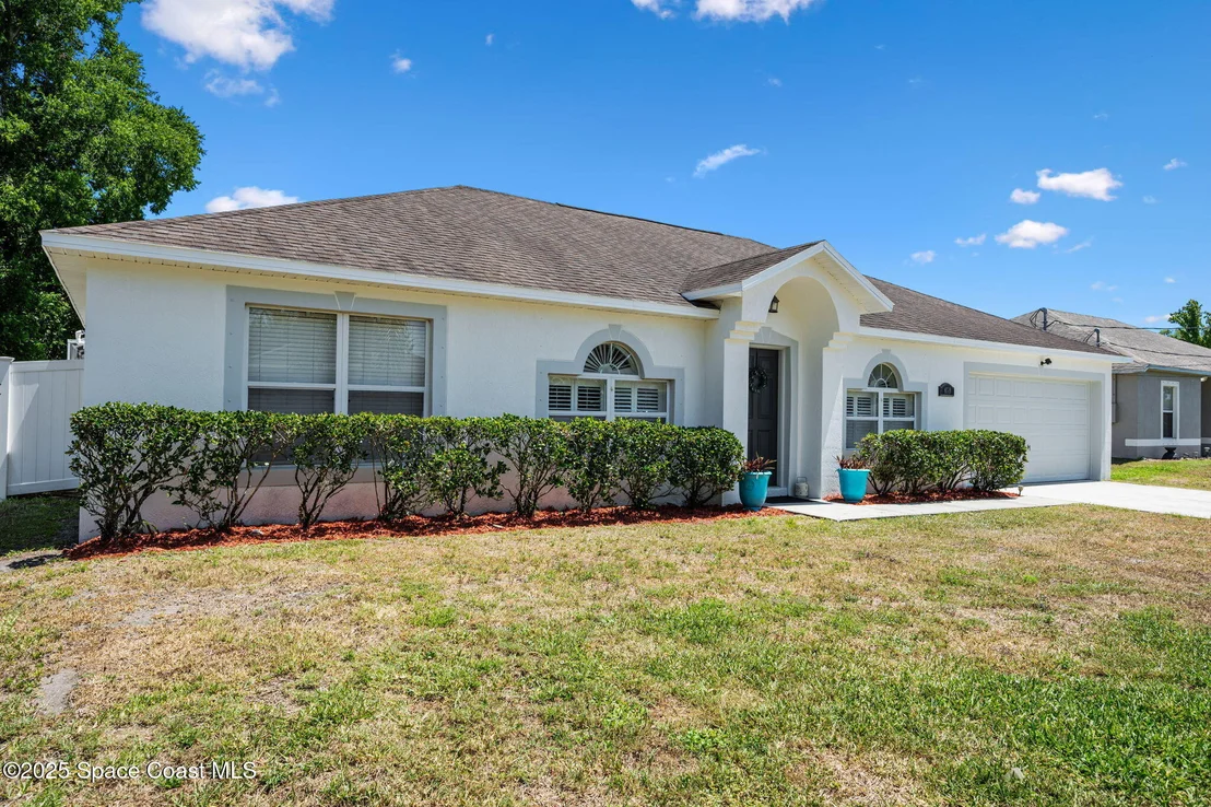 Photo of 6519 Bamboo Avenue