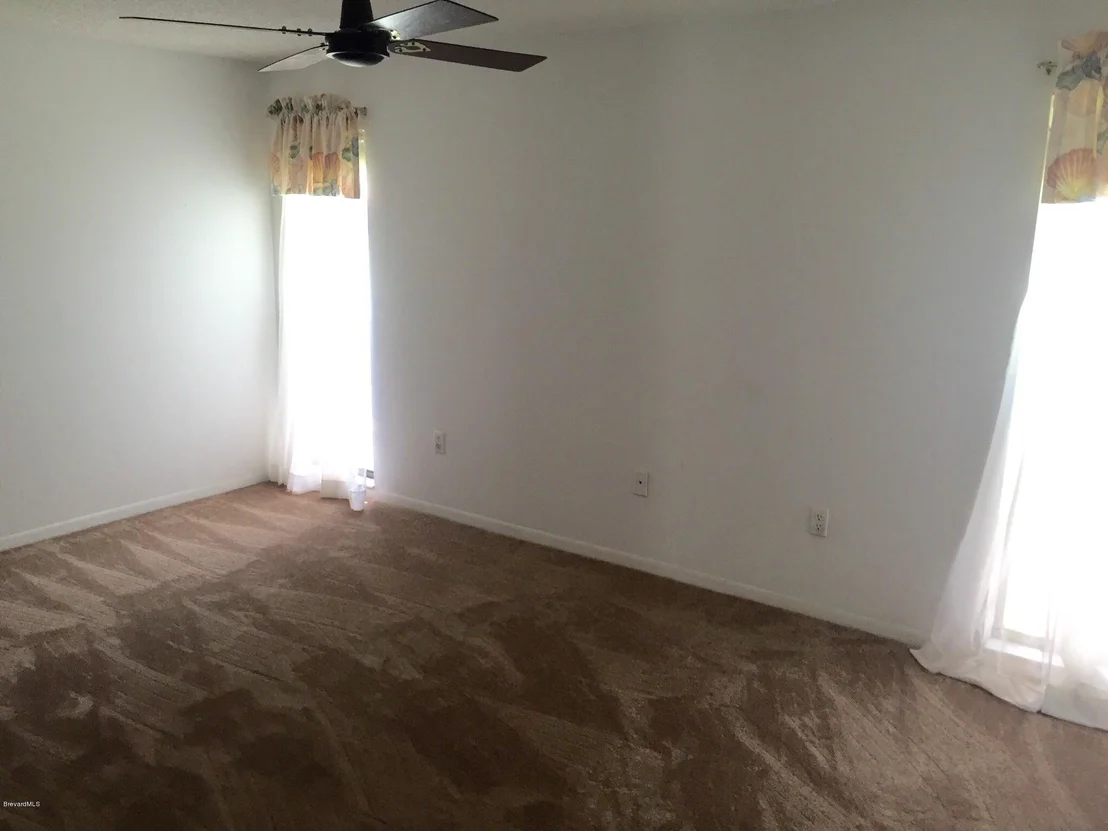 Photo of 413 Willow Tree Drive