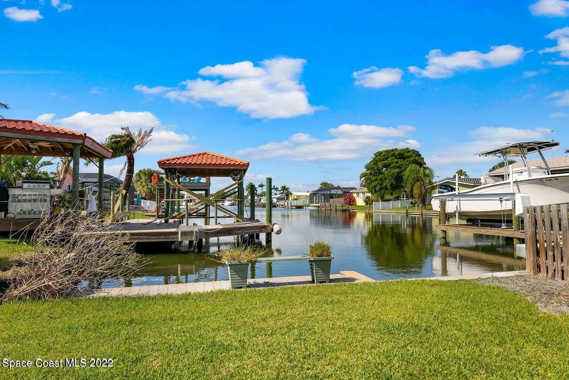 Photo of 304 Dorset Drive