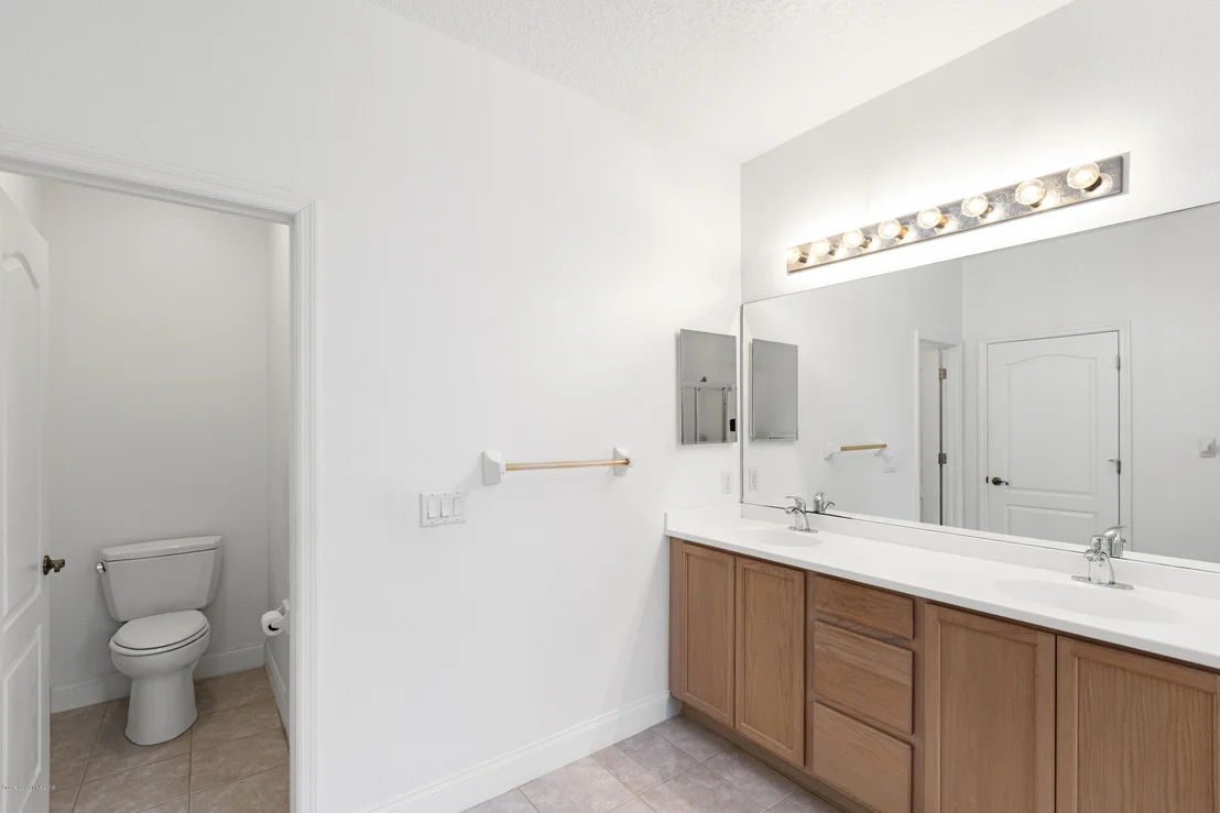 Photo of 1600 Bridgeport Circle