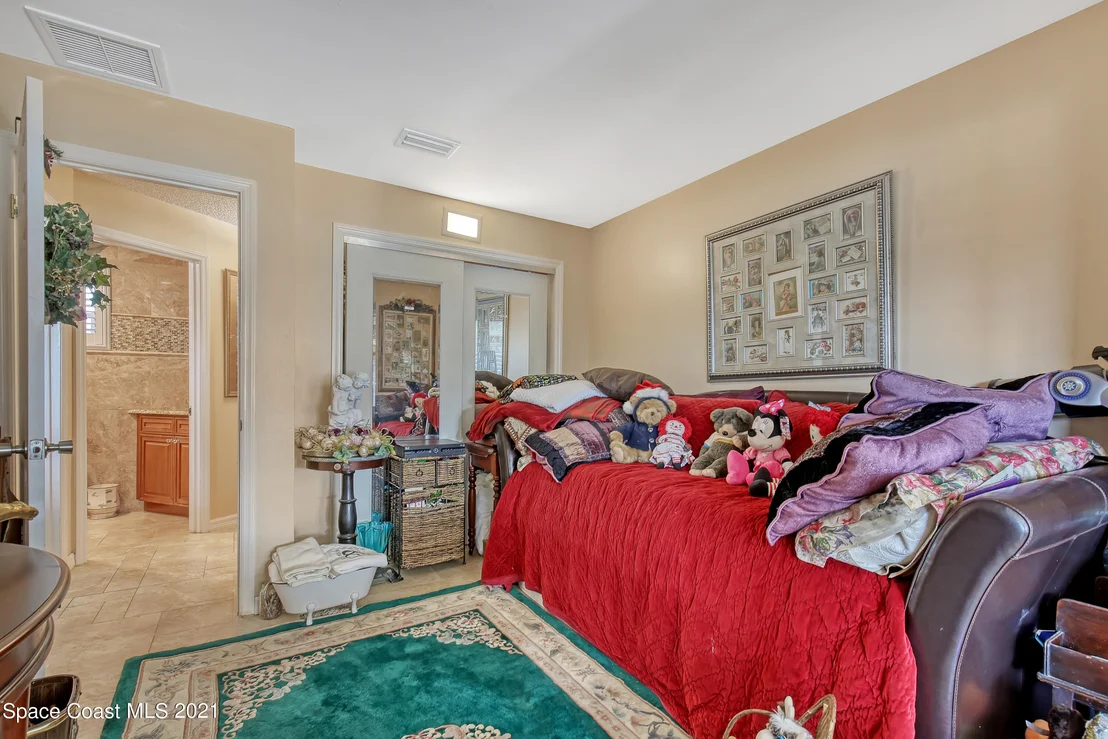 Photo of 227 Jamaica Drive