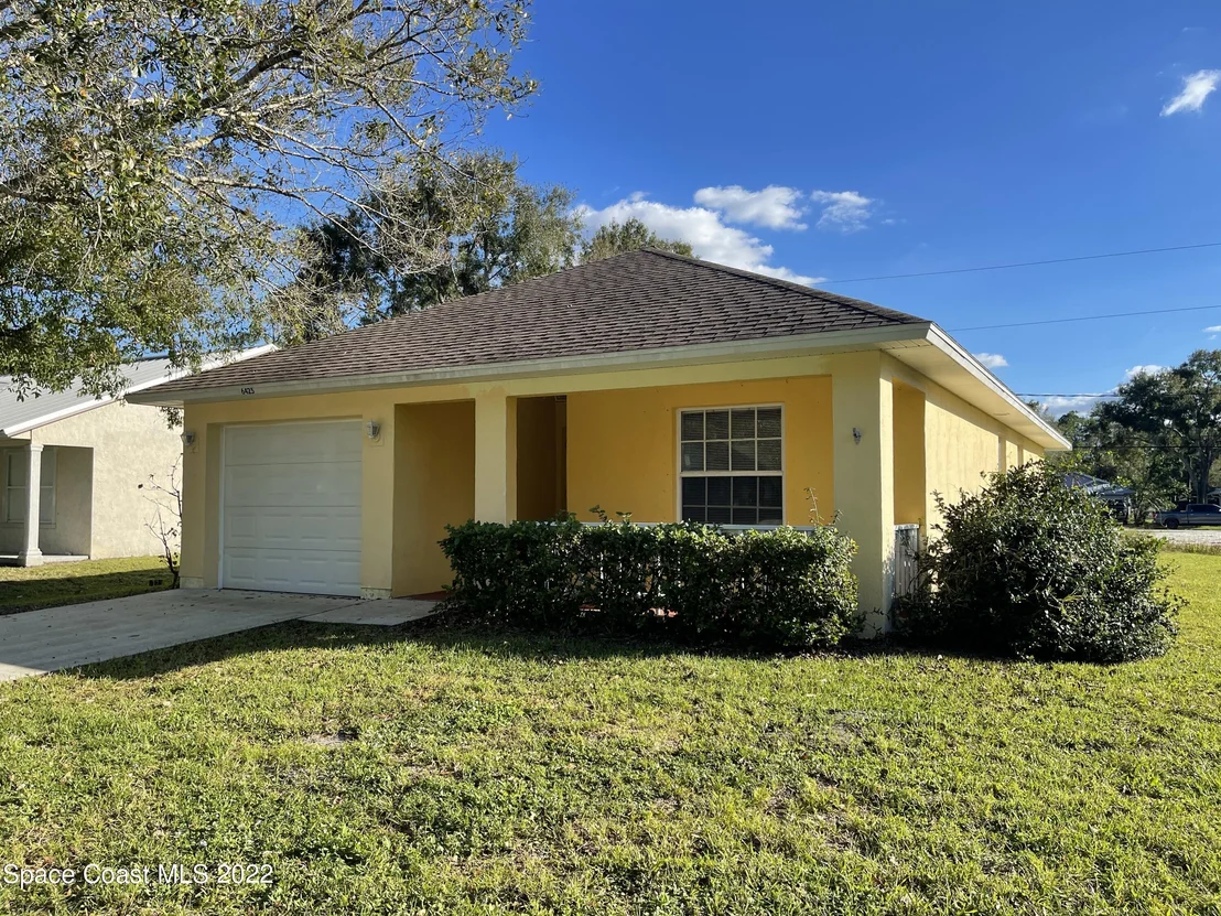 Photo of 6425 5th Place