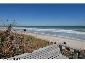 Photo of 313 Island Drive