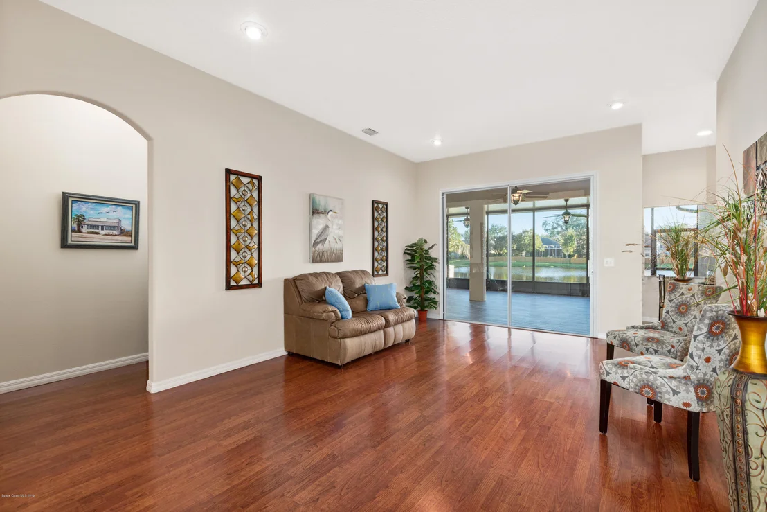 Photo of 2212 Woodfield Circle