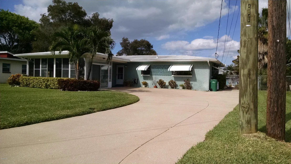 Photo of 342 Angelo Lane