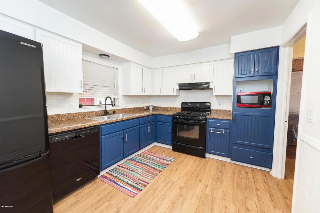 Photo of 1333 Estridge Drive