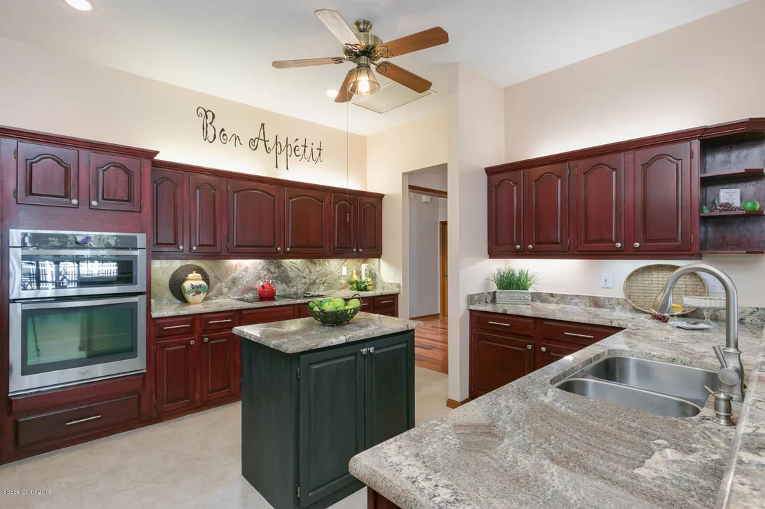 Photo of 3540 Charlton Place