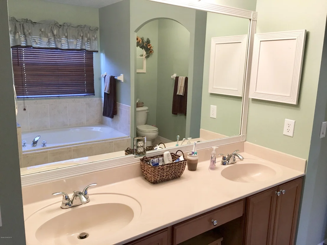 Photo of 444 Sedgewood Circle