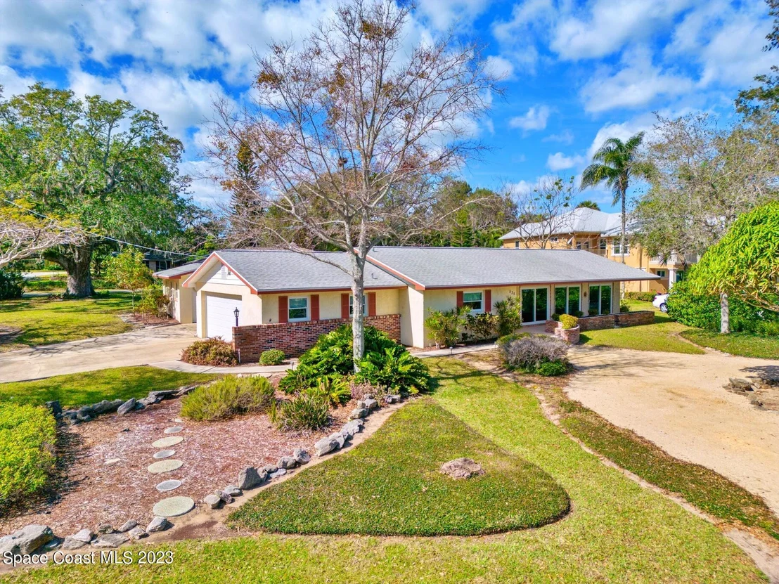 Photo of 535 Rockledge Drive