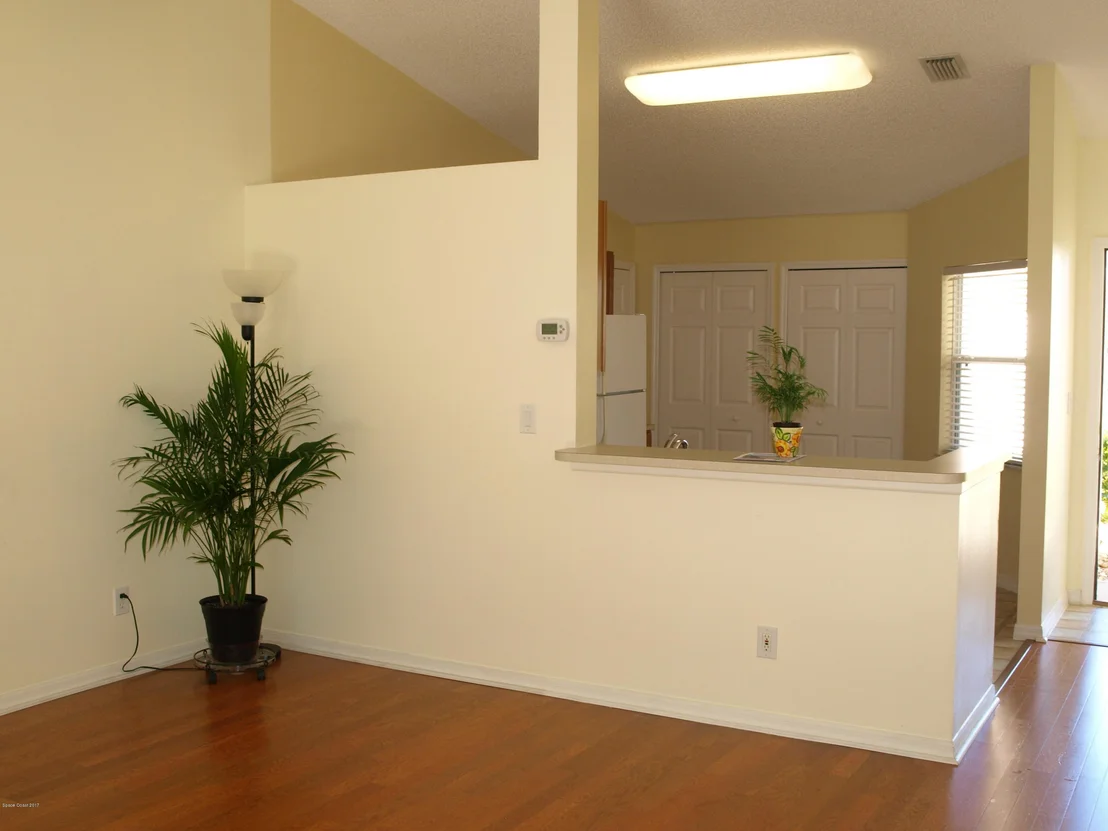 Photo of 520 Benton Drive