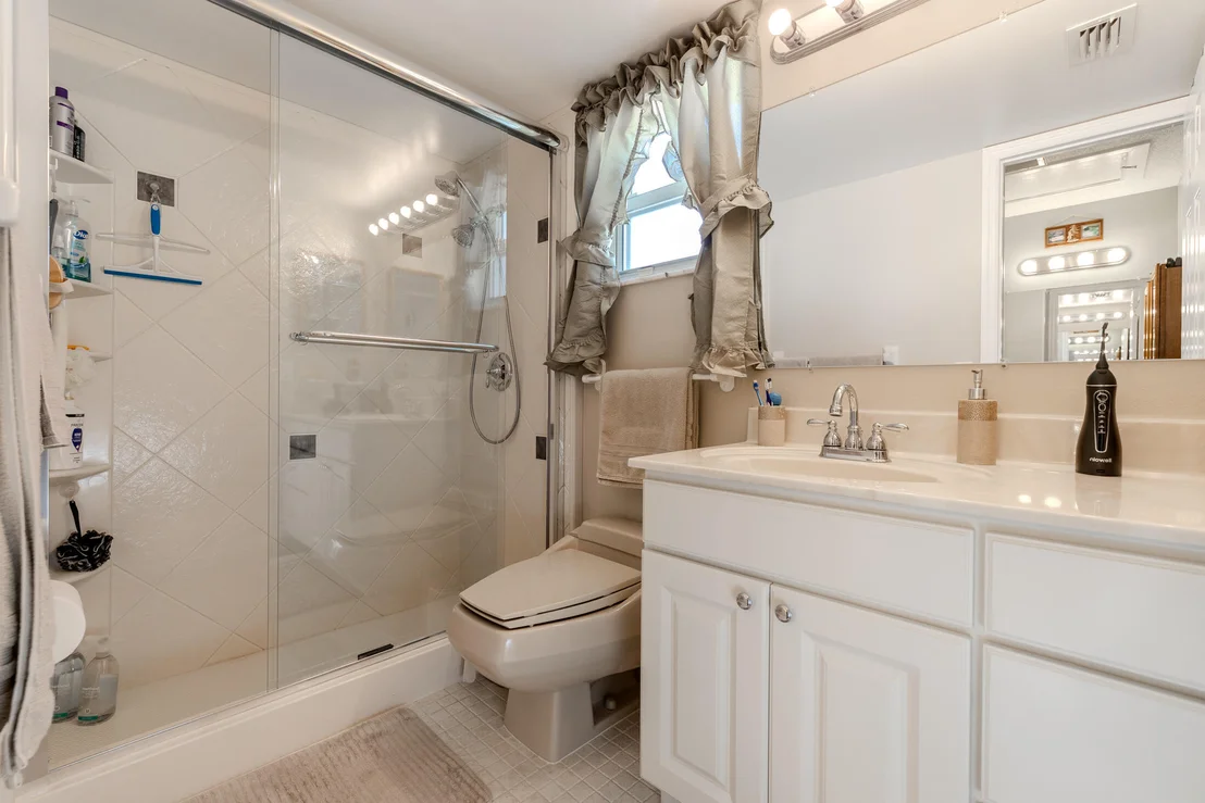 Photo of 449 Sparrow Drive