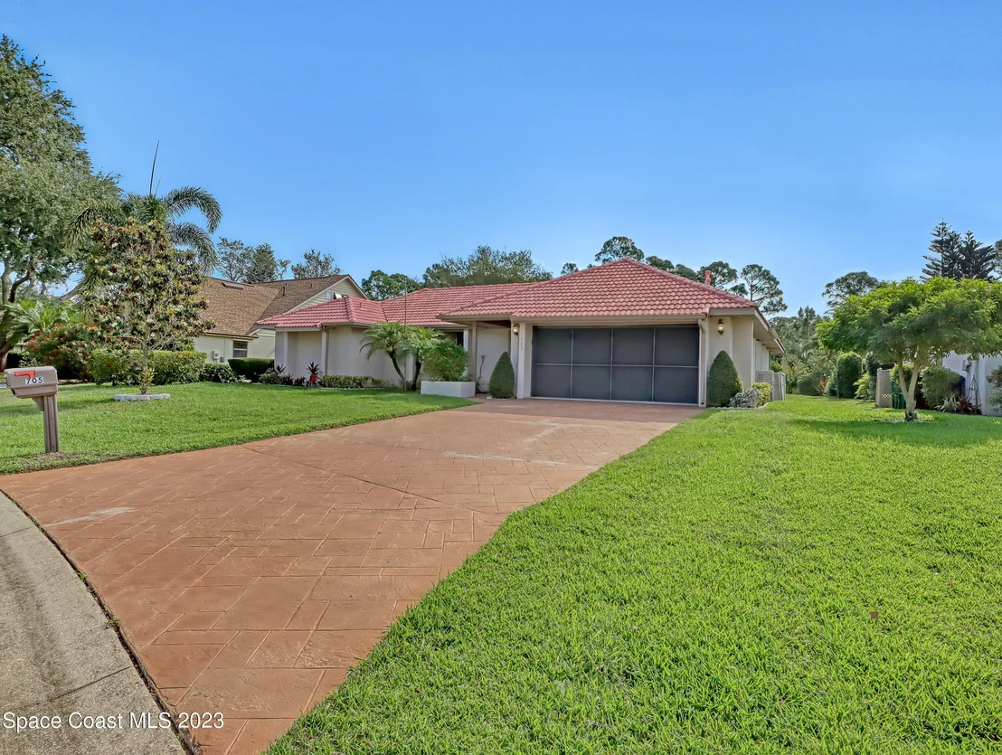 Photo of 705 Casa Grande Drive