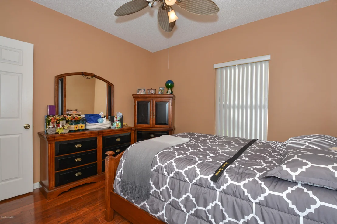 Photo of 725 Falls Creek Drive