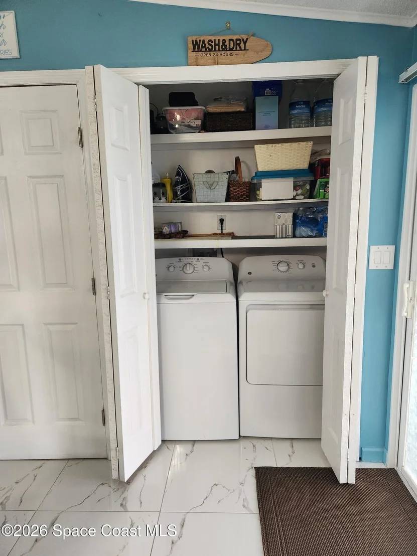 Photo of 2310 Coconut Palm Drive NE