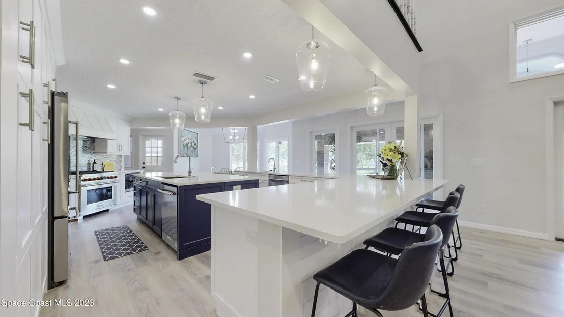 Photo of 607 Woodbridge Drive