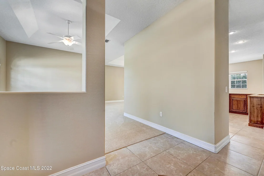Photo of 2185 SE Windbrook Drive SE
