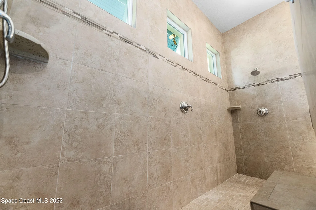 Photo of 130 7th Avenue