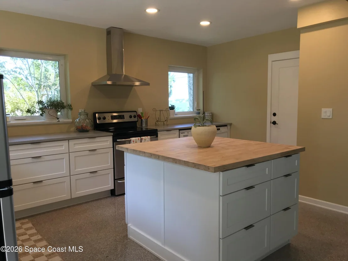 Photo of 1841 Rockledge Drive